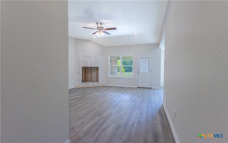 224 W Beeline Lane, Harker Heights, TX 76548, 3 Bedrooms Bedrooms, ,2 BathroomsBathrooms,Residential,For Sale,224 W Beeline Lane,0,574847