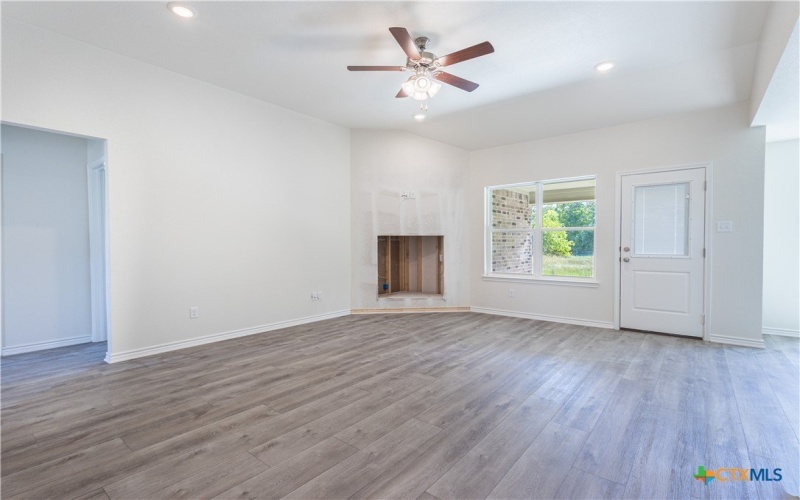 224 W Beeline Lane, Harker Heights, TX 76548, 3 Bedrooms Bedrooms, ,2 BathroomsBathrooms,Residential,For Sale,224 W Beeline Lane,0,574847