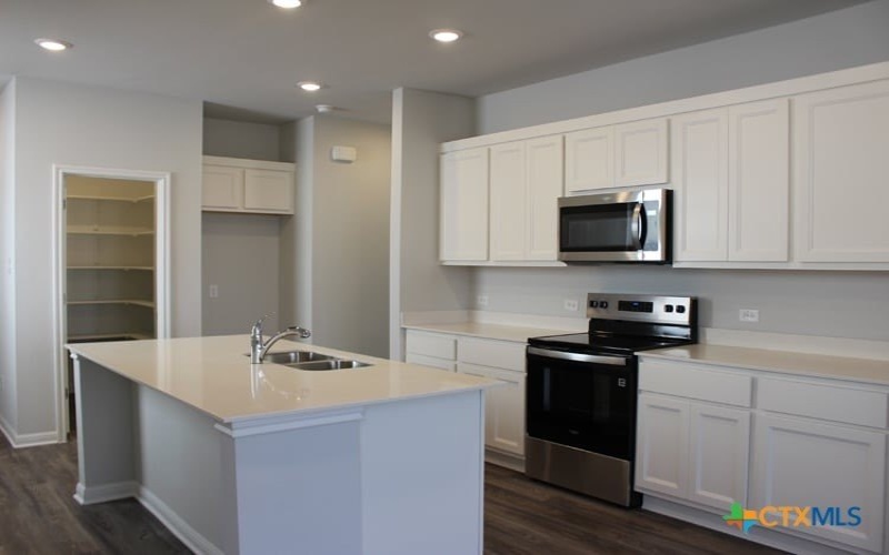 217 Escape Way, Jarrell, TX 76537, 3 Habitaciones Habitaciones , ,2 BañosBaños,Residential,En Venta,217 Escape Way,0,575205