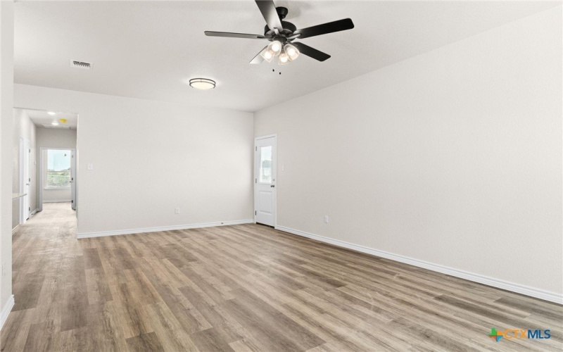 121 Leon Lane, Copperas Cove, TX 76522, 6 Bedrooms Bedrooms, ,Residential,For Sale,121 Leon Lane,0,575468