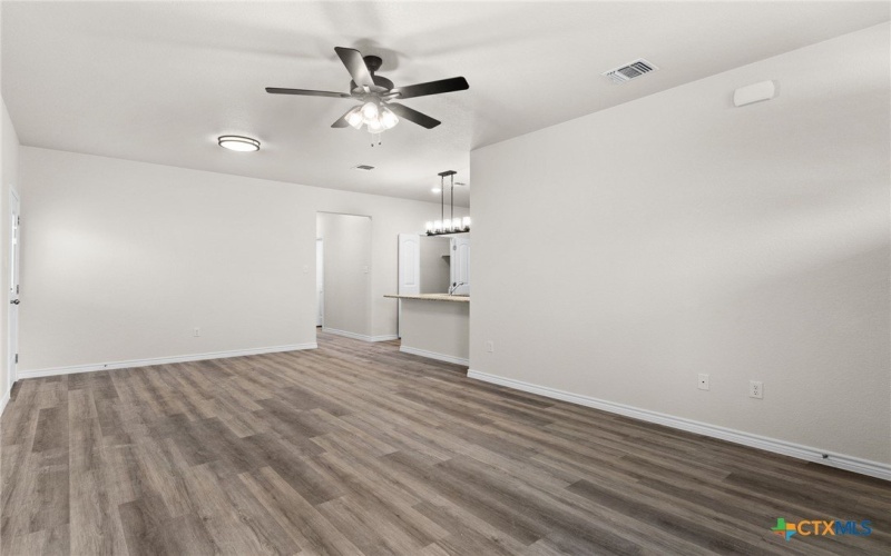 121 Leon Lane, Copperas Cove, TX 76522, 6 Bedrooms Bedrooms, ,Residential,For Sale,121 Leon Lane,0,575468