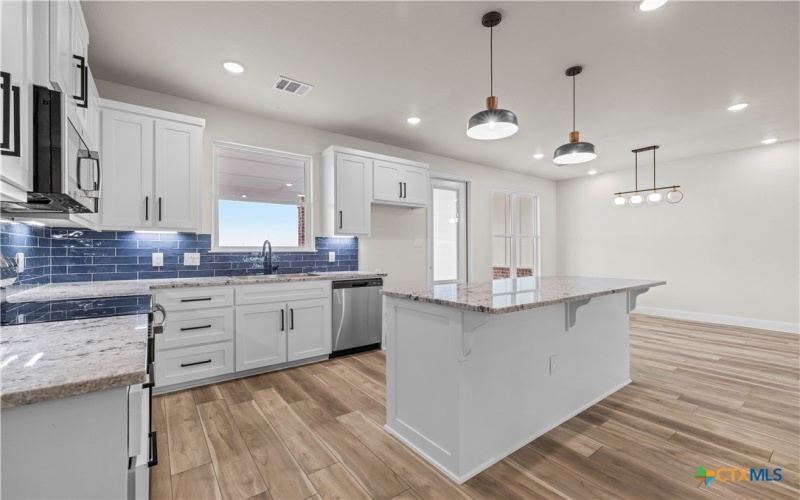 1811 Ember Drive, Temple, TX 76502, 4 Bedrooms Bedrooms, ,3 BathroomsBathrooms,Residential,For Sale,1811 Ember Drive,575549