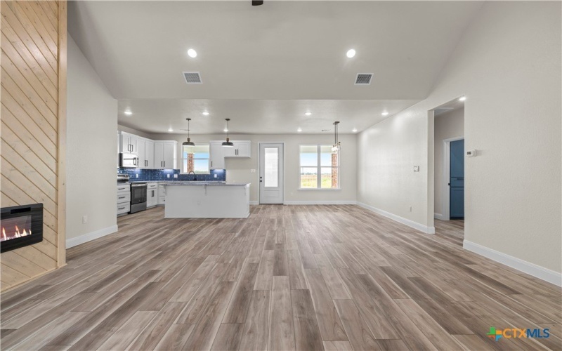 1811 Ember Drive, Temple, TX 76502, 4 Bedrooms Bedrooms, ,3 BathroomsBathrooms,Residential,For Sale,1811 Ember Drive,575549