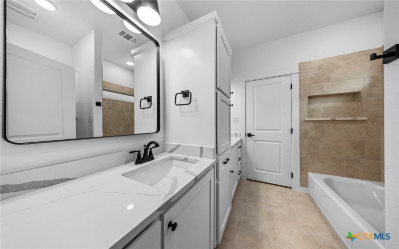 1717 Paint Horse Trail, Harker Heights, TX 76548, 4 Habitaciones Habitaciones , ,3 BañosBaños,Residential,En Venta,1717 Paint Horse Trail,0,575754