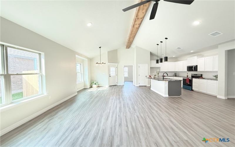 4685 Allison Drive, Belton, TX 76513, 4 Bedrooms Bedrooms, ,3 BathroomsBathrooms,Residential,For Sale,4685 Allison Drive,575755
