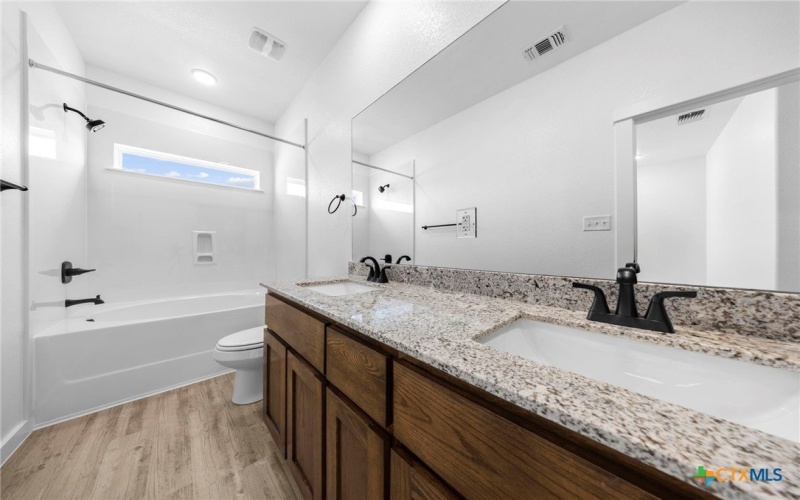 3602 Canvasback Road, Killeen, TX 76542, 6 Habitaciones Habitaciones , ,Residential,En Venta,3602 Canvasback Road,0,575953
