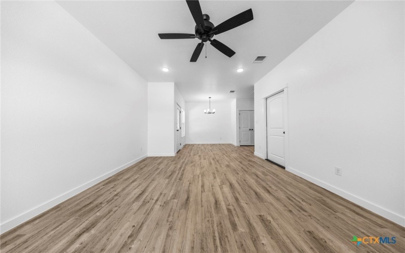 3610 Canvasback Road, Killeen, TX 76542, 6 Habitaciones Habitaciones , ,Residential,En Venta,3610 Canvasback Road,0,575962