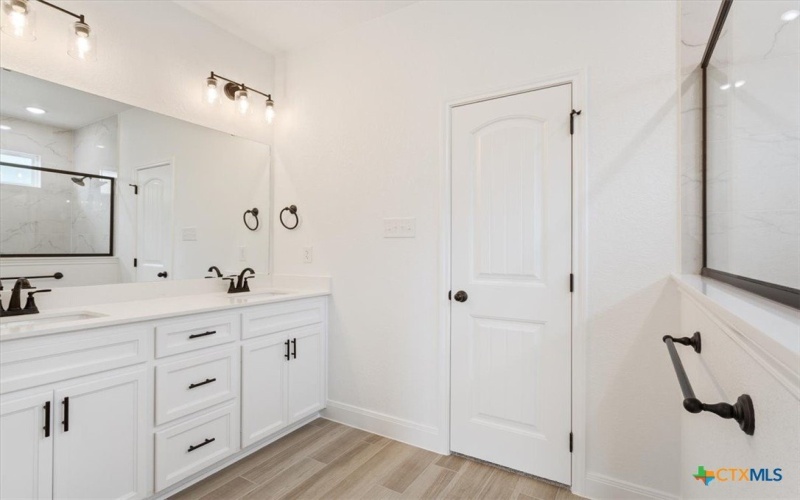 2221 Bigtooth Maple Road, Temple, TX 76502, 4 Habitaciones Habitaciones , ,2 BañosBaños,Residential,En Venta,2221 Bigtooth Maple Road,0,575974