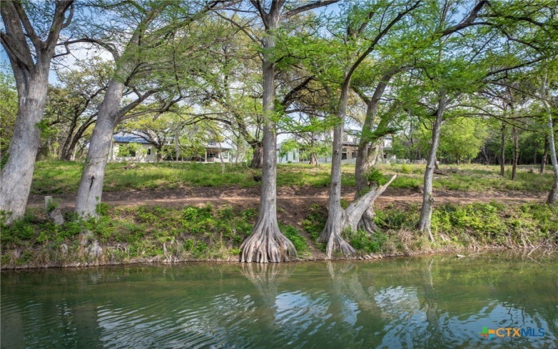 232 Riverfront Drive, New Braunfels, TX 78132, 4 Habitaciones Habitaciones , ,5 BañosBaños,Residential,En Venta,232 Riverfront Drive,576095