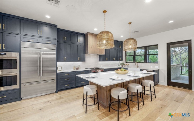 232 Riverfront Drive, New Braunfels, TX 78132, 4 Habitaciones Habitaciones , ,5 BañosBaños,Residential,En Venta,232 Riverfront Drive,576095