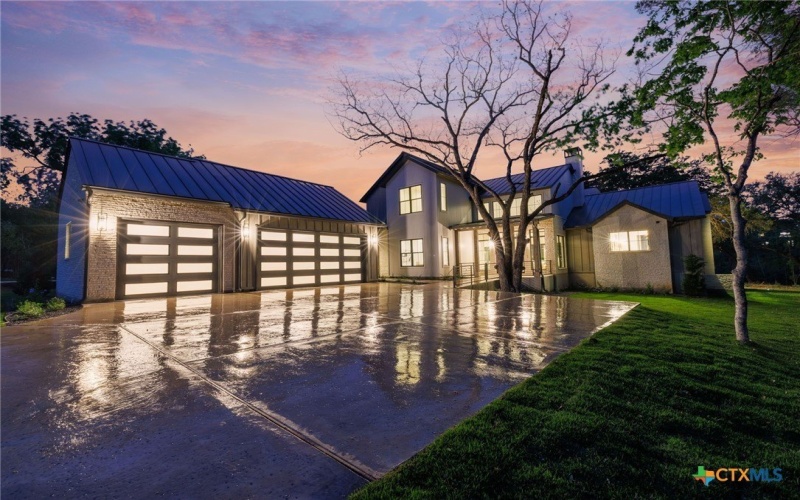232 Riverfront Drive, New Braunfels, TX 78132, 4 Habitaciones Habitaciones , ,5 BañosBaños,Residential,En Venta,232 Riverfront Drive,576095