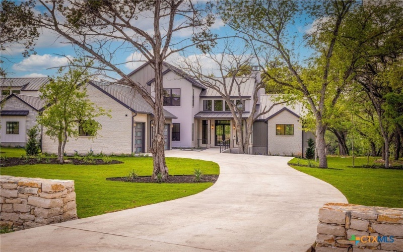 232 Riverfront Drive, New Braunfels, TX 78132, 4 Habitaciones Habitaciones , ,5 BañosBaños,Residential,En Venta,232 Riverfront Drive,576095