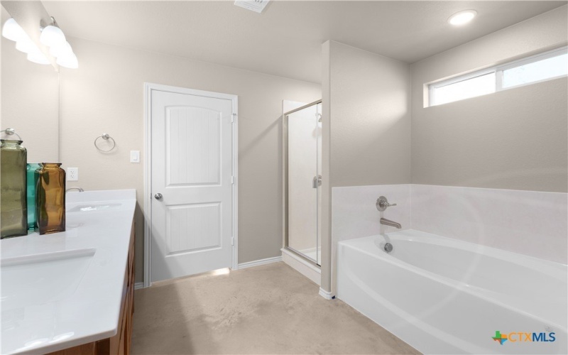 3303 Goblin Drive, Killeen, TX 76549, 4 Habitaciones Habitaciones , ,2 BañosBaños,Residential,En Venta,3303 Goblin Drive,0,576643