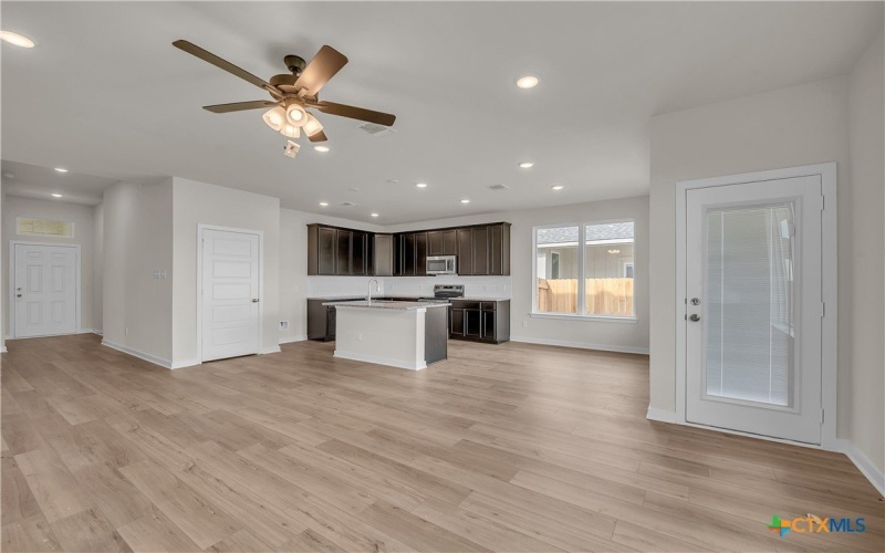 518 Pipe Creek Drive, Temple, TX 76502, 4 Bedrooms Bedrooms, ,2 BathroomsBathrooms,Residential,For Sale,518 Pipe Creek Drive,0,576700