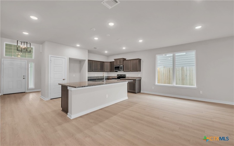209 State Loop, Troy, TX 76579, 3 Habitaciones Habitaciones , ,2 BañosBaños,Residential,En Venta,209 State Loop,0,576701