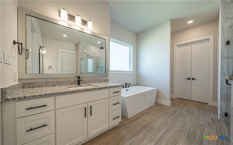 254 Firewheel Lp, Floresville, TX 78114, 4 Bedrooms Bedrooms, ,3 BathroomsBathrooms,Residential,For Sale,254 Firewheel Lp,0,576904