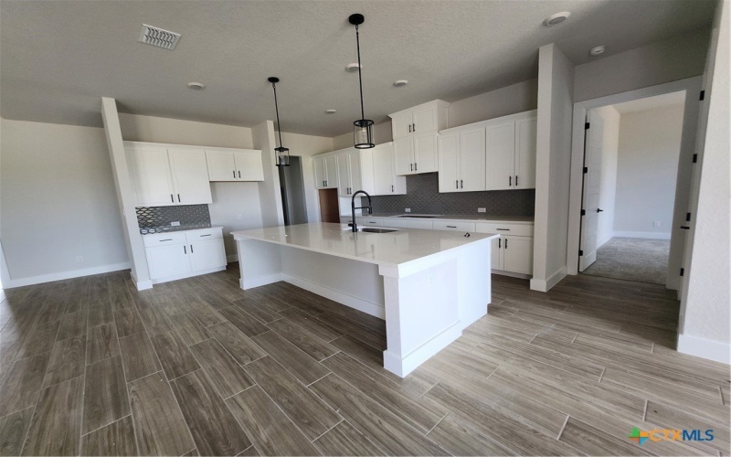 254 Firewheel Lp, Floresville, TX 78114, 4 Bedrooms Bedrooms, ,3 BathroomsBathrooms,Residential,For Sale,254 Firewheel Lp,576904