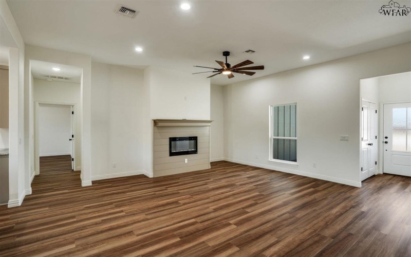 4693 SISK ROAD, Wichita Falls, TX 76310, 3 Habitaciones Habitaciones , ,2 BañosBaños,Residential,En Venta,4693 SISK ROAD,178102