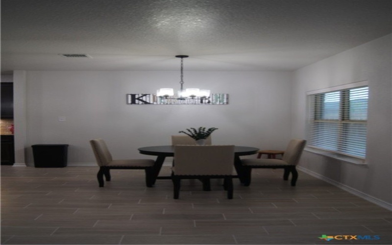 519 Tooter Street, Killeen, TX 76542, 4 Habitaciones Habitaciones , ,2 BañosBaños,Residential,En Venta,519 Tooter Street,577564