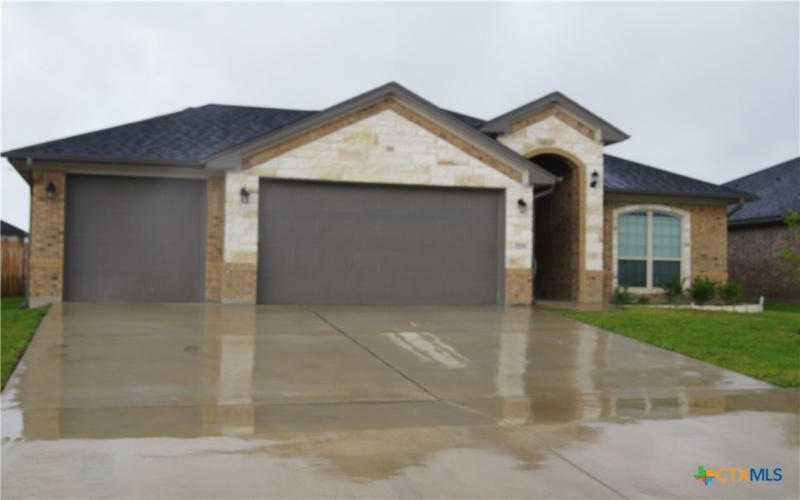 519 Tooter Street, Killeen, TX 76542, 4 Habitaciones Habitaciones , ,2 BañosBaños,Residential,En Venta,519 Tooter Street,577564