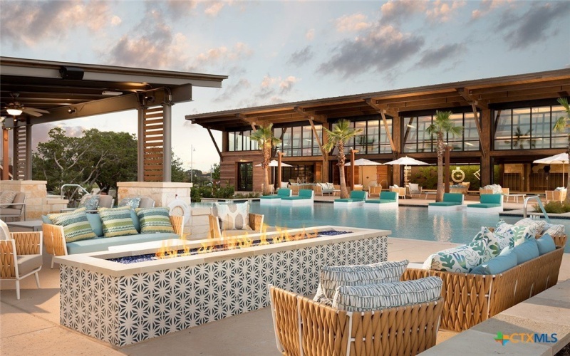 107 San Luis Pass #101, San Marcos, TX 78666, 3 Habitaciones Habitaciones , ,2 BañosBaños,Residential,En Venta,107 San Luis Pass,0,577565