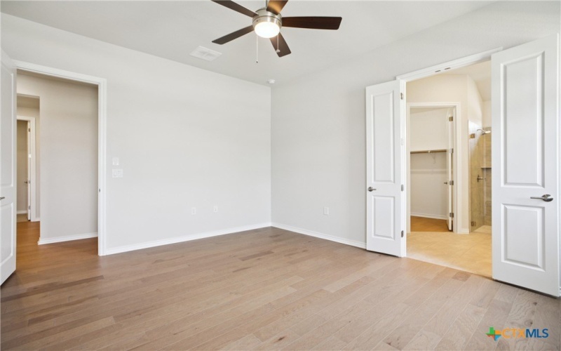 140 Stewart Drive #102, San Marcos, TX 78666, 2 Habitaciones Habitaciones , ,2 BañosBaños,Residential,En Venta,140 Stewart Drive,0,578007
