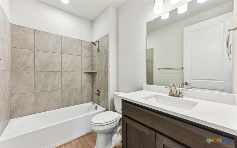 133 Antoinette Way #101, San Marcos, TX 78666, 2 Bedrooms Bedrooms, ,2 BathroomsBathrooms,Residential,For Sale,133 Antoinette Way,0,578264