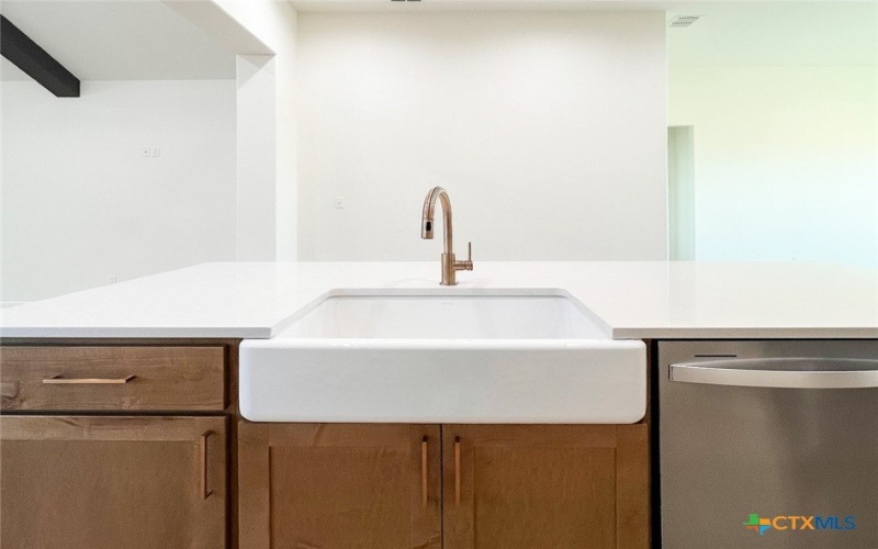 114 Raindance Court, Victoria, TX 77904, 4 Bedrooms Bedrooms, ,2 BathroomsBathrooms,Residential,For Sale,114 Raindance Court,0,578310