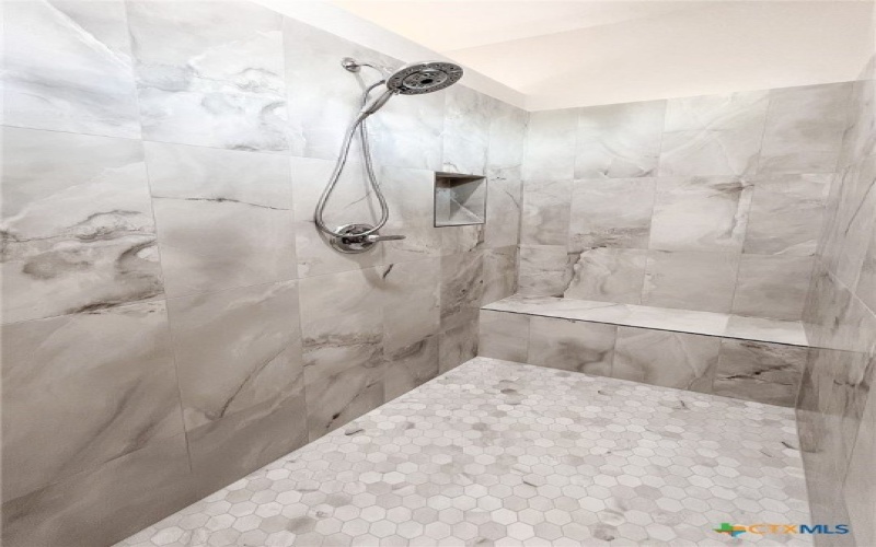 114 Raindance Court, Victoria, TX 77904, 4 Bedrooms Bedrooms, ,2 BathroomsBathrooms,Residential,For Sale,114 Raindance Court,0,578310