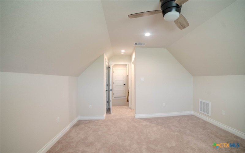 403 Lomo Alto Lane, Temple, TX 76502, 5 Bedrooms Bedrooms, ,5 BathroomsBathrooms,Residential,For Sale,403 Lomo Alto Lane,578457