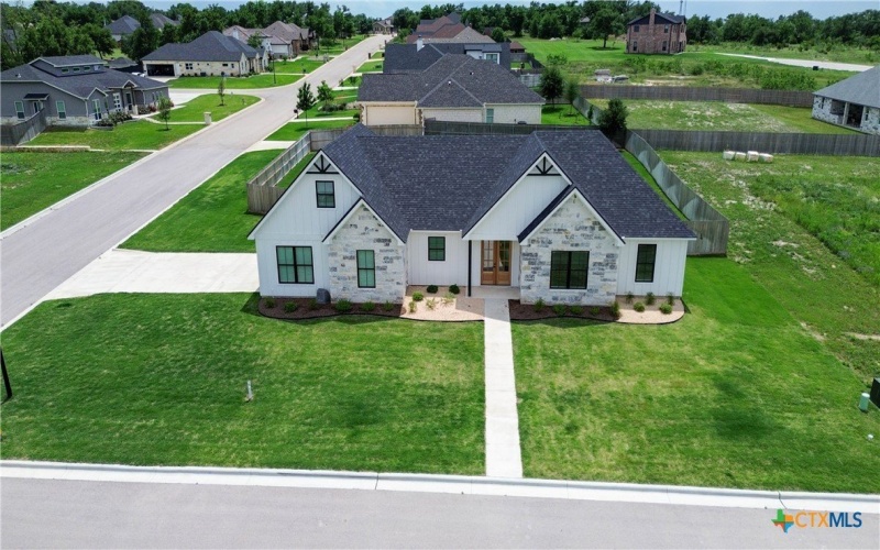 403 Lomo Alto Lane, Temple, TX 76502, 5 Bedrooms Bedrooms, ,5 BathroomsBathrooms,Residential,For Sale,403 Lomo Alto Lane,578457
