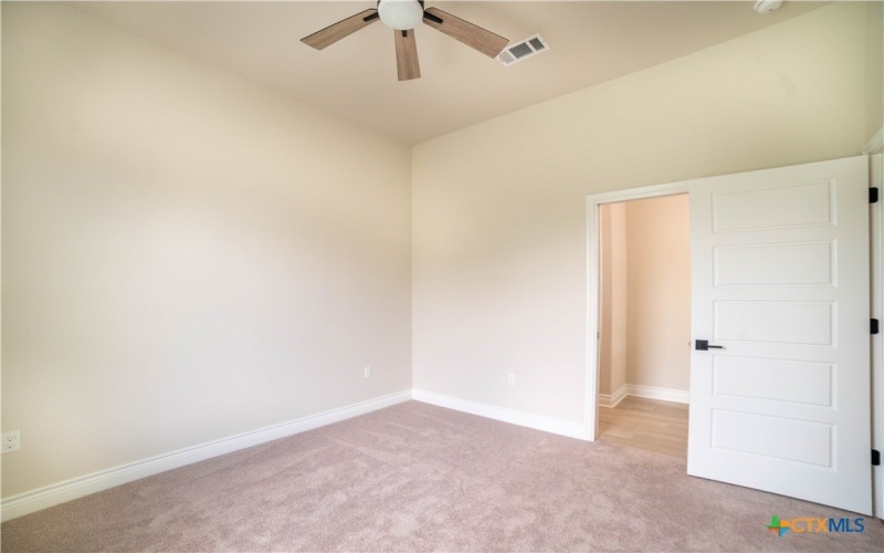 403 Lomo Alto Lane, Temple, TX 76502, 5 Bedrooms Bedrooms, ,5 BathroomsBathrooms,Residential,For Sale,403 Lomo Alto Lane,578457