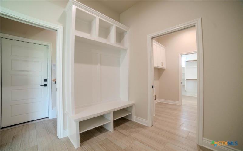 403 Lomo Alto Lane, Temple, TX 76502, 5 Bedrooms Bedrooms, ,5 BathroomsBathrooms,Residential,For Sale,403 Lomo Alto Lane,578457