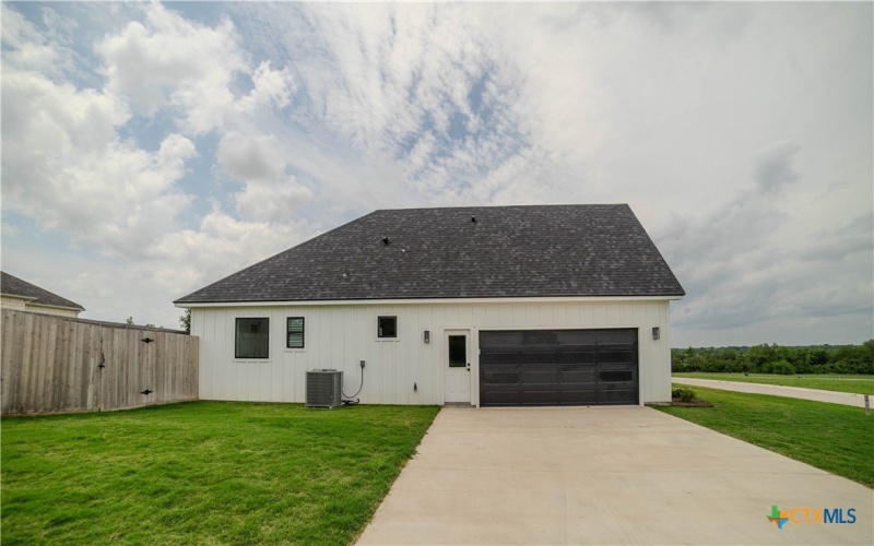 403 Lomo Alto Lane, Temple, TX 76502, 5 Bedrooms Bedrooms, ,5 BathroomsBathrooms,Residential,For Sale,403 Lomo Alto Lane,578457