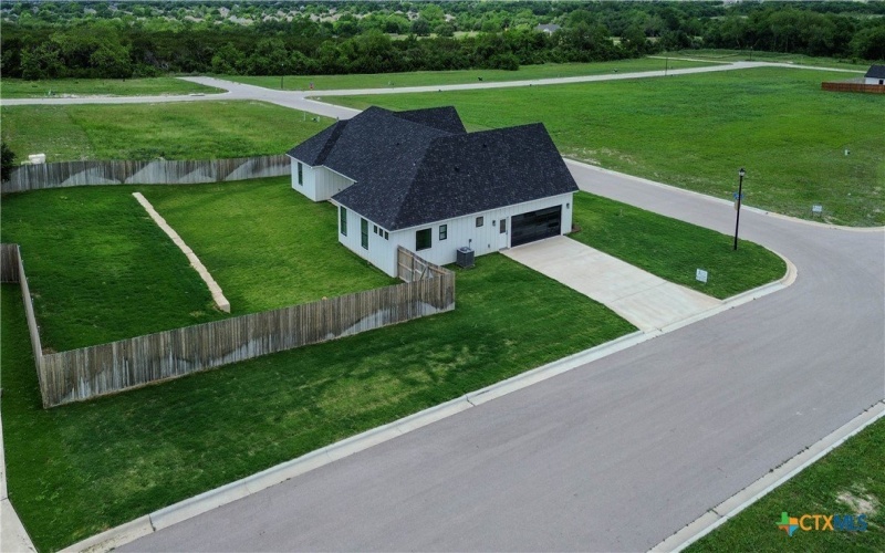 403 Lomo Alto Lane, Temple, TX 76502, 5 Bedrooms Bedrooms, ,5 BathroomsBathrooms,Residential,For Sale,403 Lomo Alto Lane,578457
