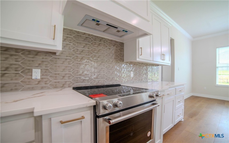 403 Lomo Alto Lane, Temple, TX 76502, 5 Bedrooms Bedrooms, ,5 BathroomsBathrooms,Residential,For Sale,403 Lomo Alto Lane,578457