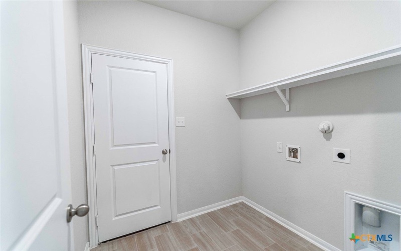 1232 Sweden, Seguin, TX 78155, 4 Bedrooms Bedrooms, ,2 BathroomsBathrooms,Residential,For Sale,1232 Sweden,0,578609
