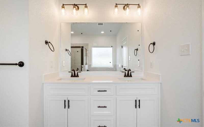 1518 Flatland Trail, Temple, TX 76502, 3 Habitaciones Habitaciones , ,2 BañosBaños,Residential,En Venta,1518 Flatland Trail,0,578638