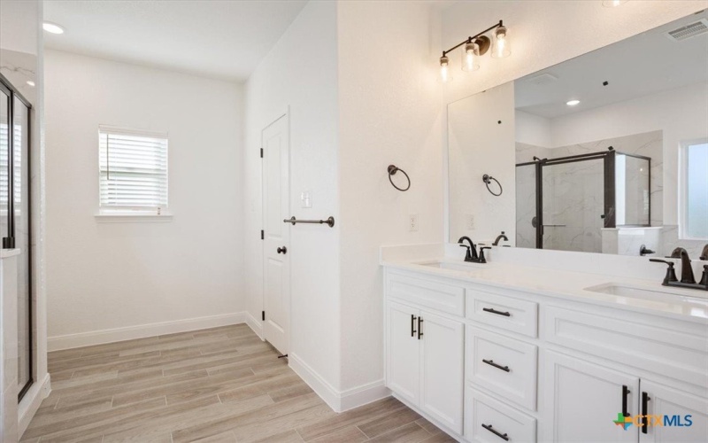 1518 Flatland Trail, Temple, TX 76502, 3 Habitaciones Habitaciones , ,2 BañosBaños,Residential,En Venta,1518 Flatland Trail,0,578638