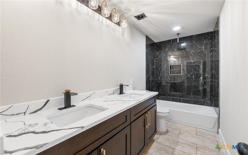 22455 Mathis Road, San Antonio, TX 78264, 4 Habitaciones Habitaciones , ,3 BañosBaños,Residential,En Venta,22455 Mathis Road,0,578716