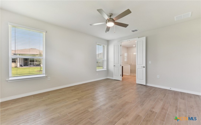 105 Antoinette Way #103, San Marcos, TX 78666, 2 Habitaciones Habitaciones , ,2 BañosBaños,Residential,En Venta,105 Antoinette Way,0,578725