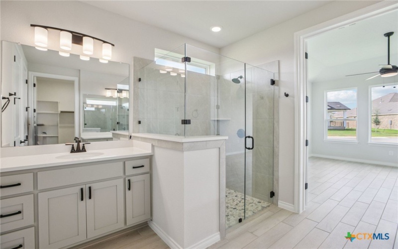 140 Antoinette Way #102, San Marcos, TX 78666, 3 Habitaciones Habitaciones , ,2 BañosBaños,Residential,En Venta,140 Antoinette Way,0,578747
