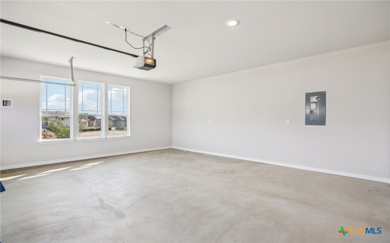 140 Antoinette Way #102, San Marcos, TX 78666, 3 Habitaciones Habitaciones , ,2 BañosBaños,Residential,En Venta,140 Antoinette Way,0,578747
