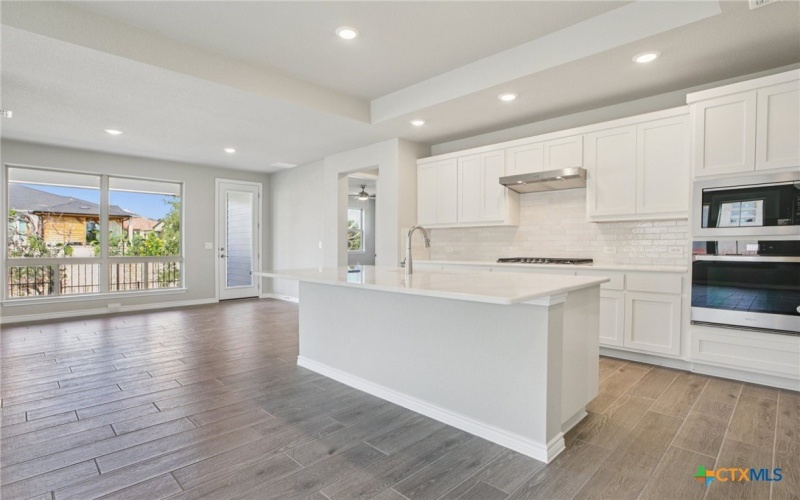 132 Antoinette Way, San Marcos, TX 78666, 2 Bedrooms Bedrooms, ,2 BathroomsBathrooms,Residential,For Sale,132 Antoinette Way,0,578768