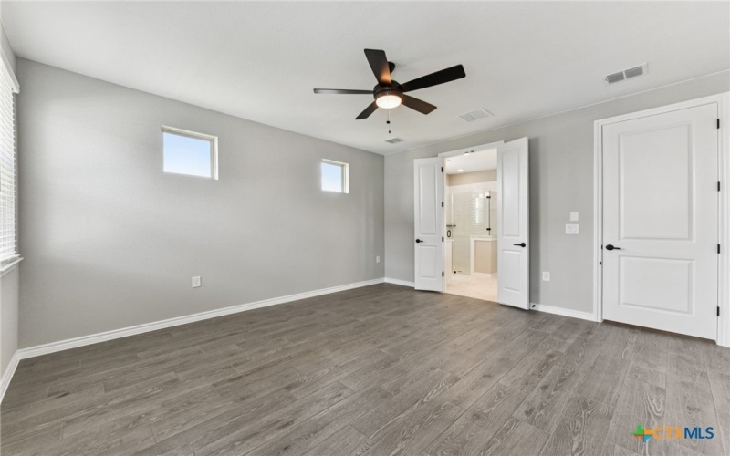 133 Antoinette Way #102, San Marcos, TX 78666, 2 Habitaciones Habitaciones , ,2 BañosBaños,Residential,En Venta,133 Antoinette Way,0,578780