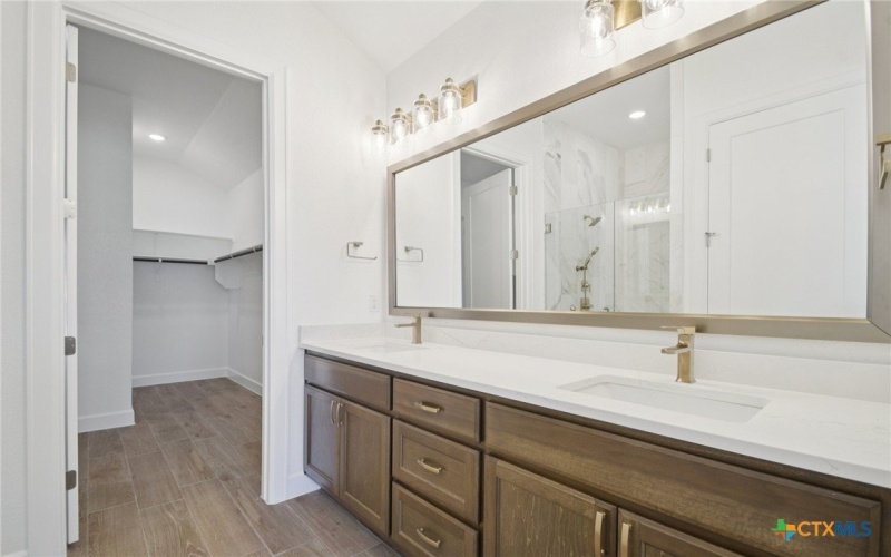 1528 Dancing Oak Lane, San Marcos, TX 78666, 2 Habitaciones Habitaciones , ,2 BañosBaños,Residential,En Venta,1528 Dancing Oak Lane,0,578787