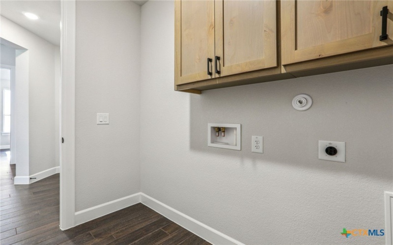 322 Sweeping Sage Lane, San Marcos, TX 78666, 2 Habitaciones Habitaciones , ,2 BañosBaños,Residential,En Venta,322 Sweeping Sage Lane,0,578851