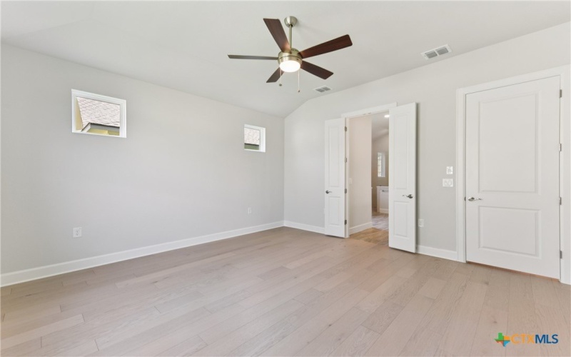 1620 Dancing Oak Lane, San Marcos, TX 78666, 2 Habitaciones Habitaciones , ,2 BañosBaños,Residential,En Venta,1620 Dancing Oak Lane,0,578877
