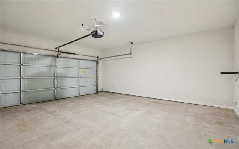 139 Stewart Drive #102, San Marcos, TX 78666, 3 Habitaciones Habitaciones , ,2 BañosBaños,Residential,En Venta,139 Stewart Drive,0,579722