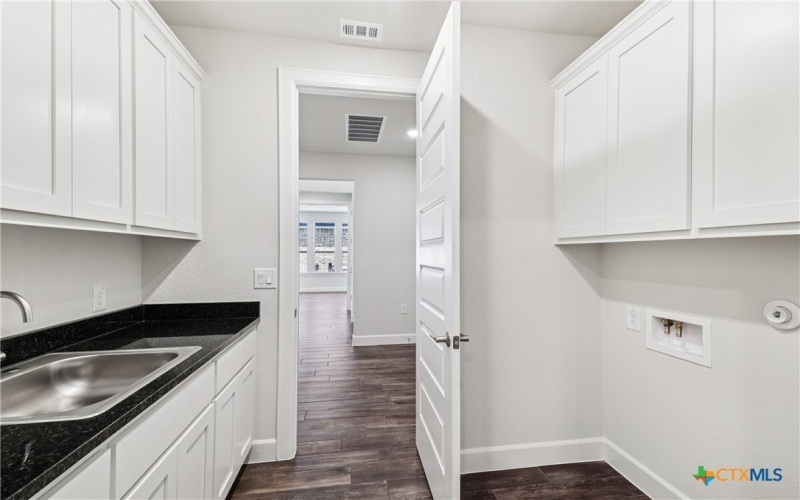 329 Sweeping Sage Lane, San Marcos, TX 78666, 2 Bedrooms Bedrooms, ,2 BathroomsBathrooms,Residential,For Sale,329 Sweeping Sage Lane,0,579003